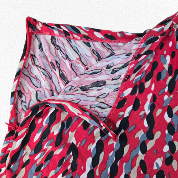 French Connection Y2K Red Vibrant Abstract Silk 2000s Mini Skirt Size Large - Picture 6 of 7